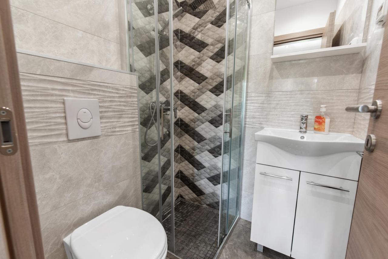 Alice Rooms Porec Ngoại thất bức ảnh