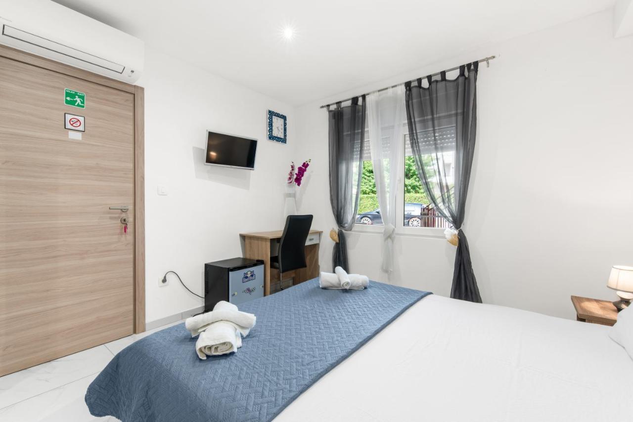 Alice Rooms Porec Ngoại thất bức ảnh