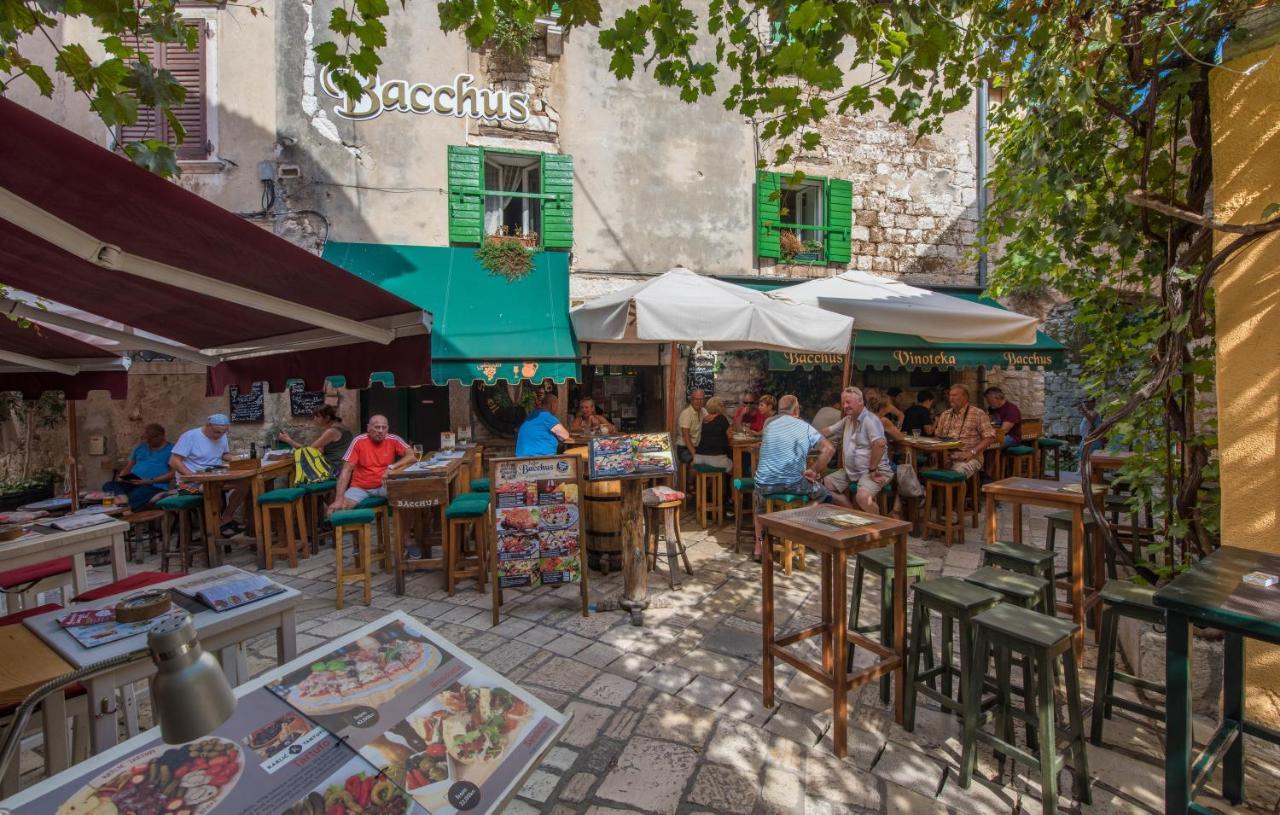 Alice Rooms Porec Ngoại thất bức ảnh